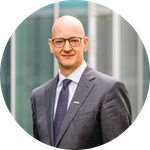 Mag. Johannes Schedlbauer transparent.png